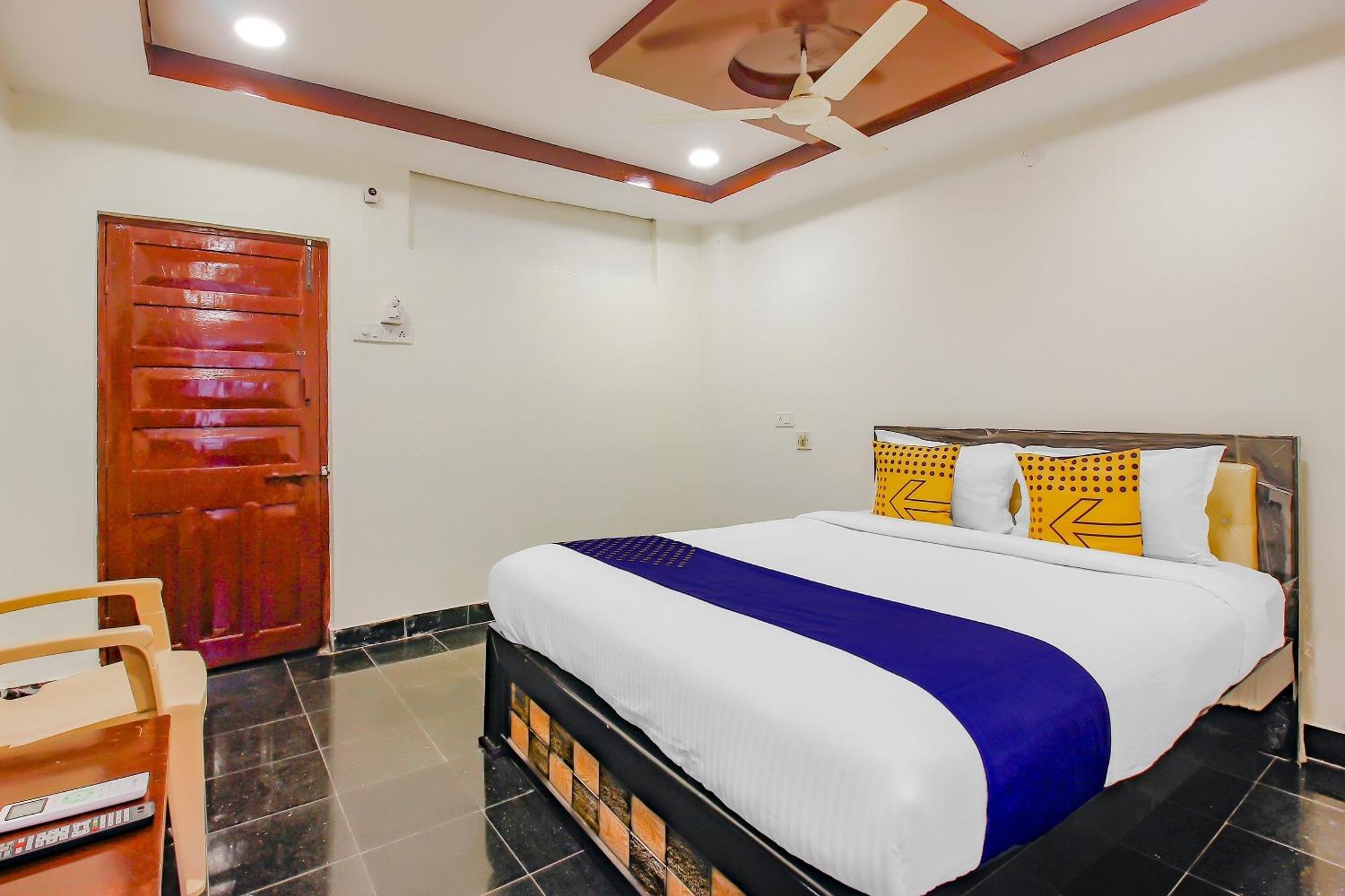 Spot On Hotel Grand Inn Warangal Zewnętrze zdjęcie