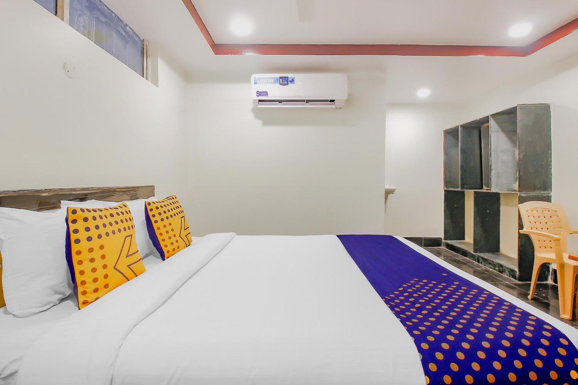 Spot On Hotel Grand Inn Warangal Zewnętrze zdjęcie