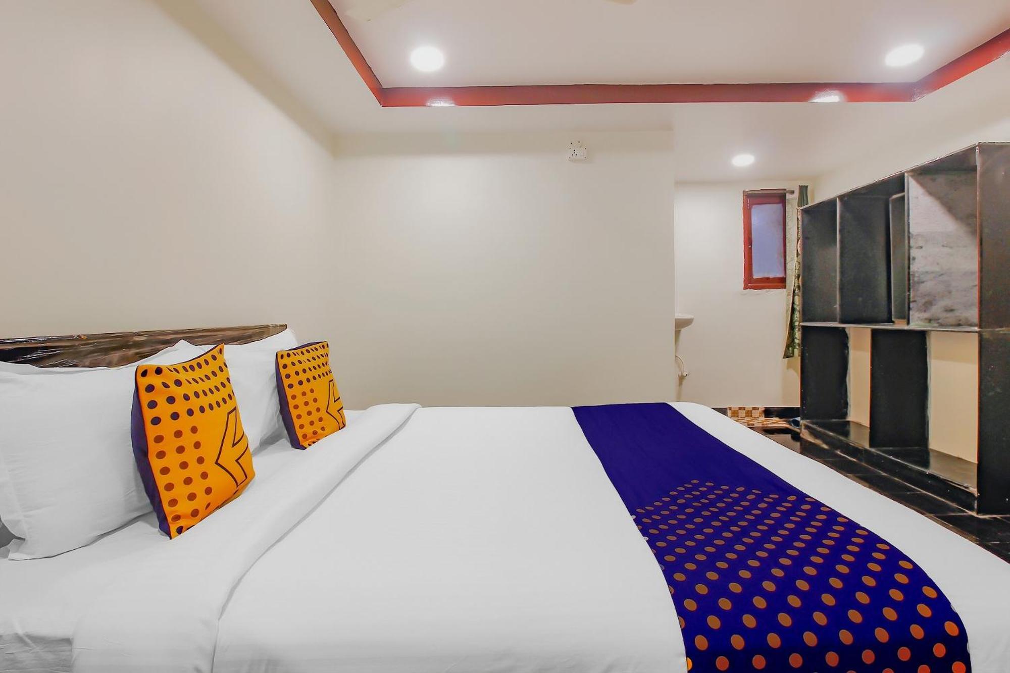 Spot On Hotel Grand Inn Warangal Zewnętrze zdjęcie