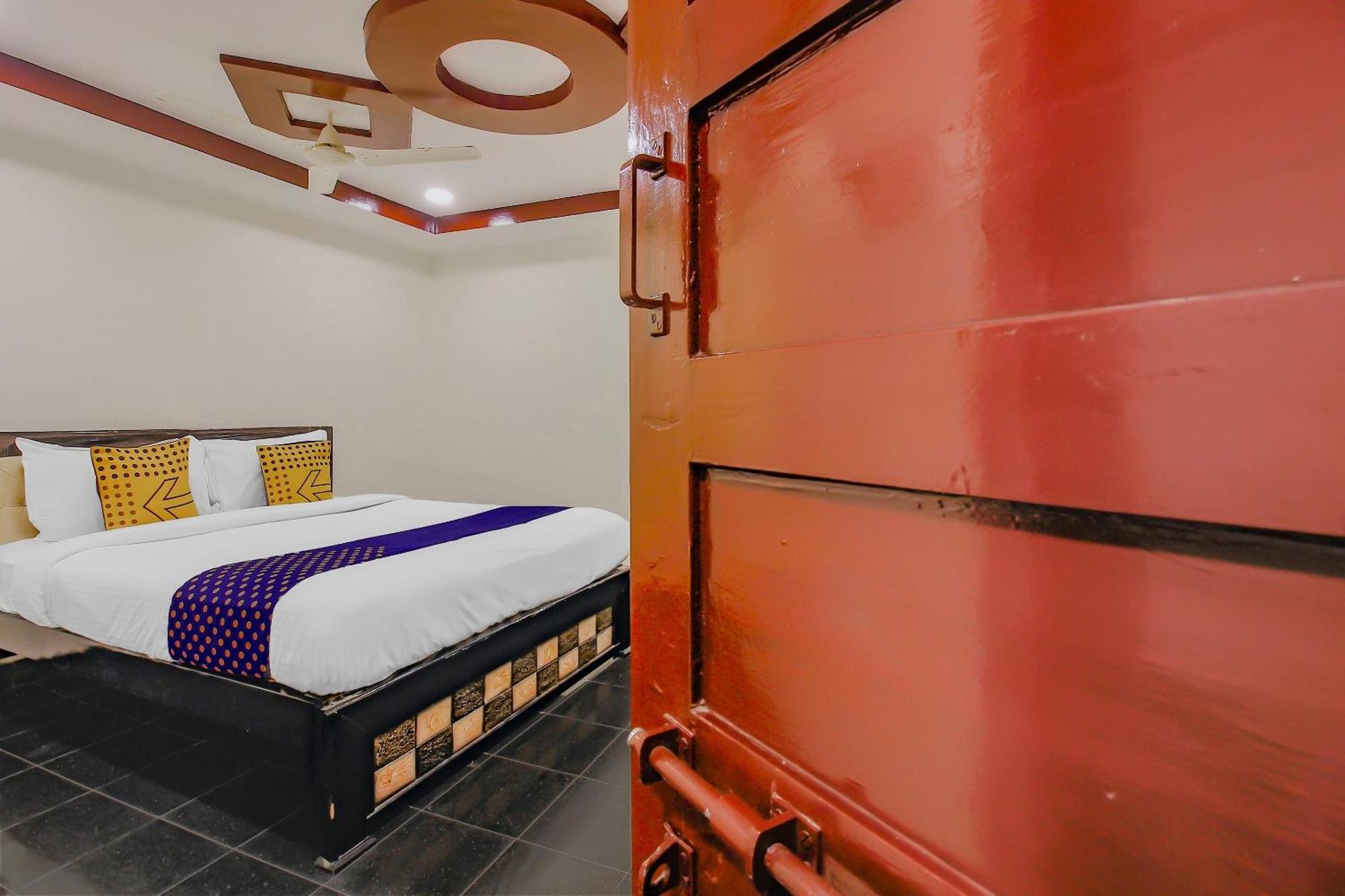 Spot On Hotel Grand Inn Warangal Zewnętrze zdjęcie